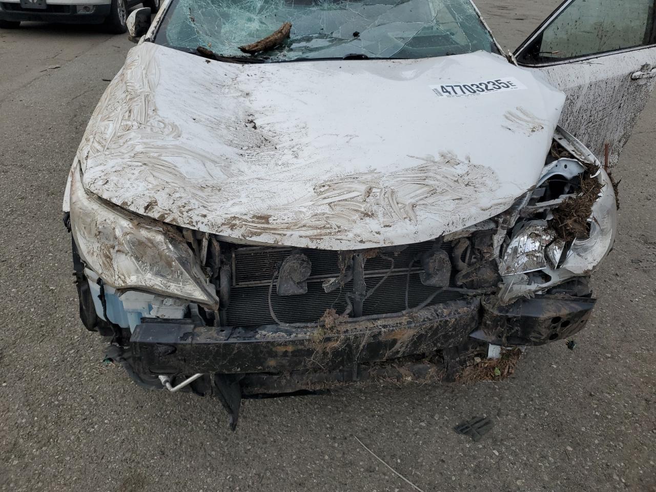 2014 Toyota Camry - Image 11