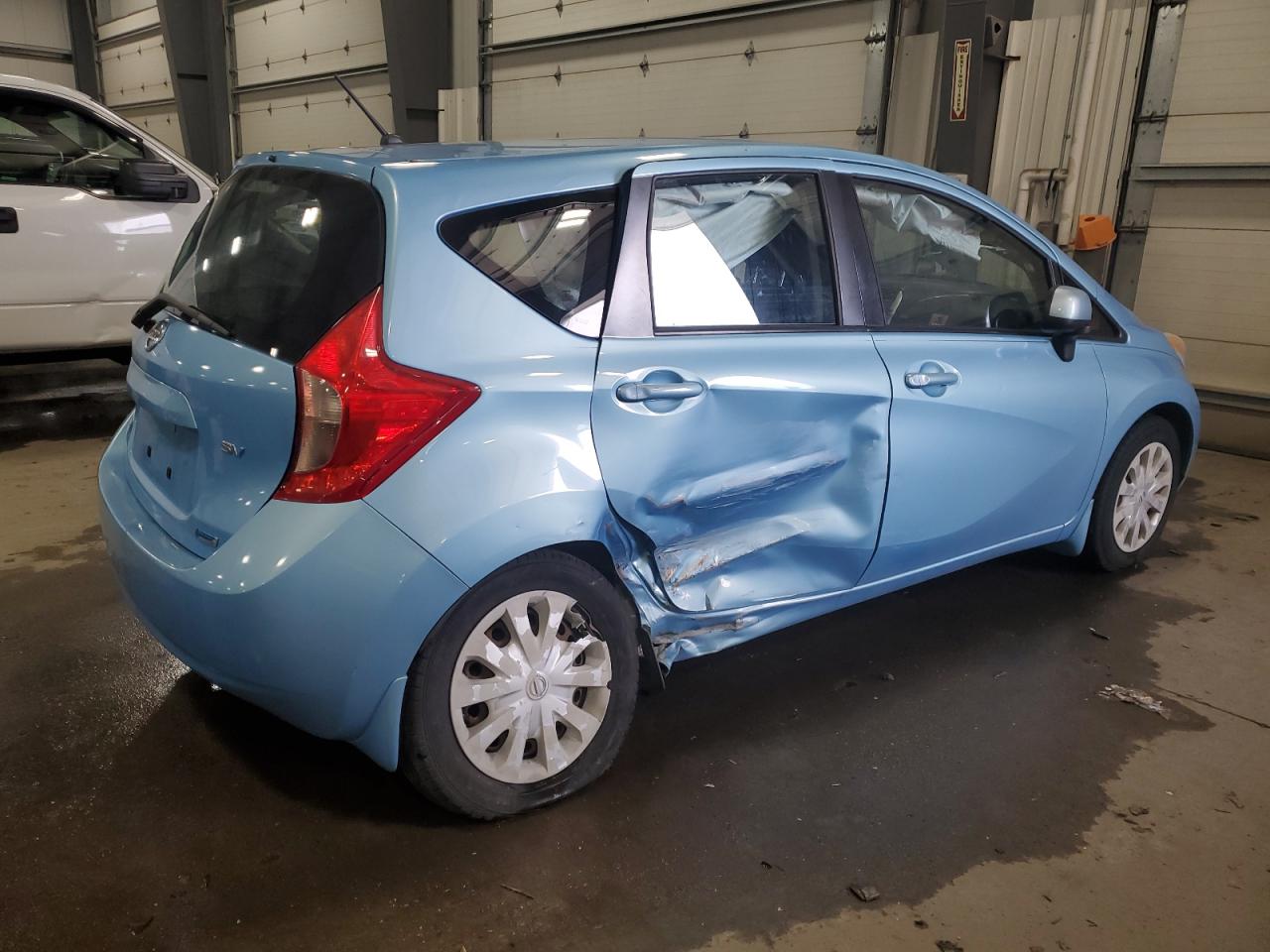 2014 Nissan Versa - Image 3
