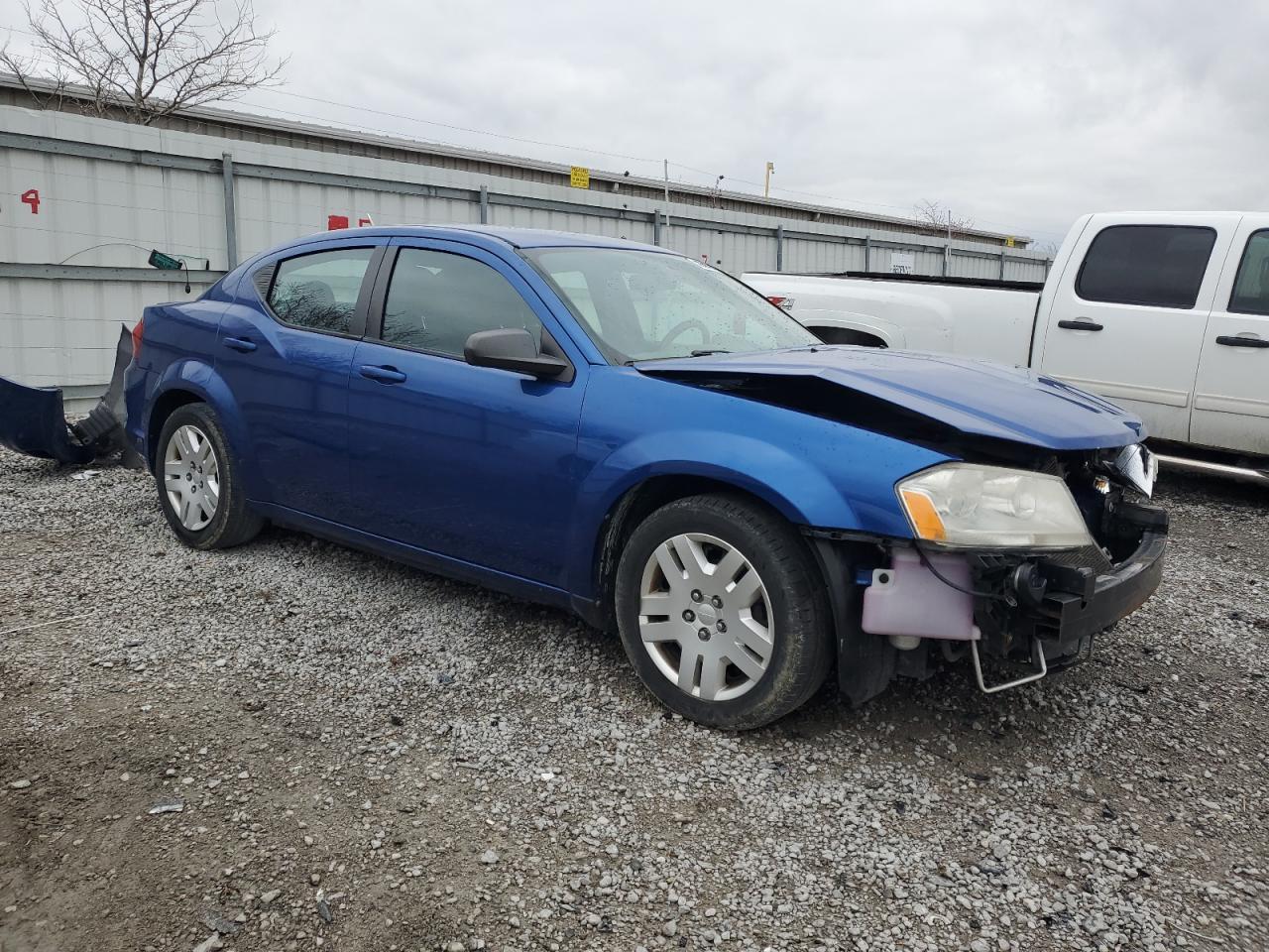 2013 Dodge Avenger - Image 4
