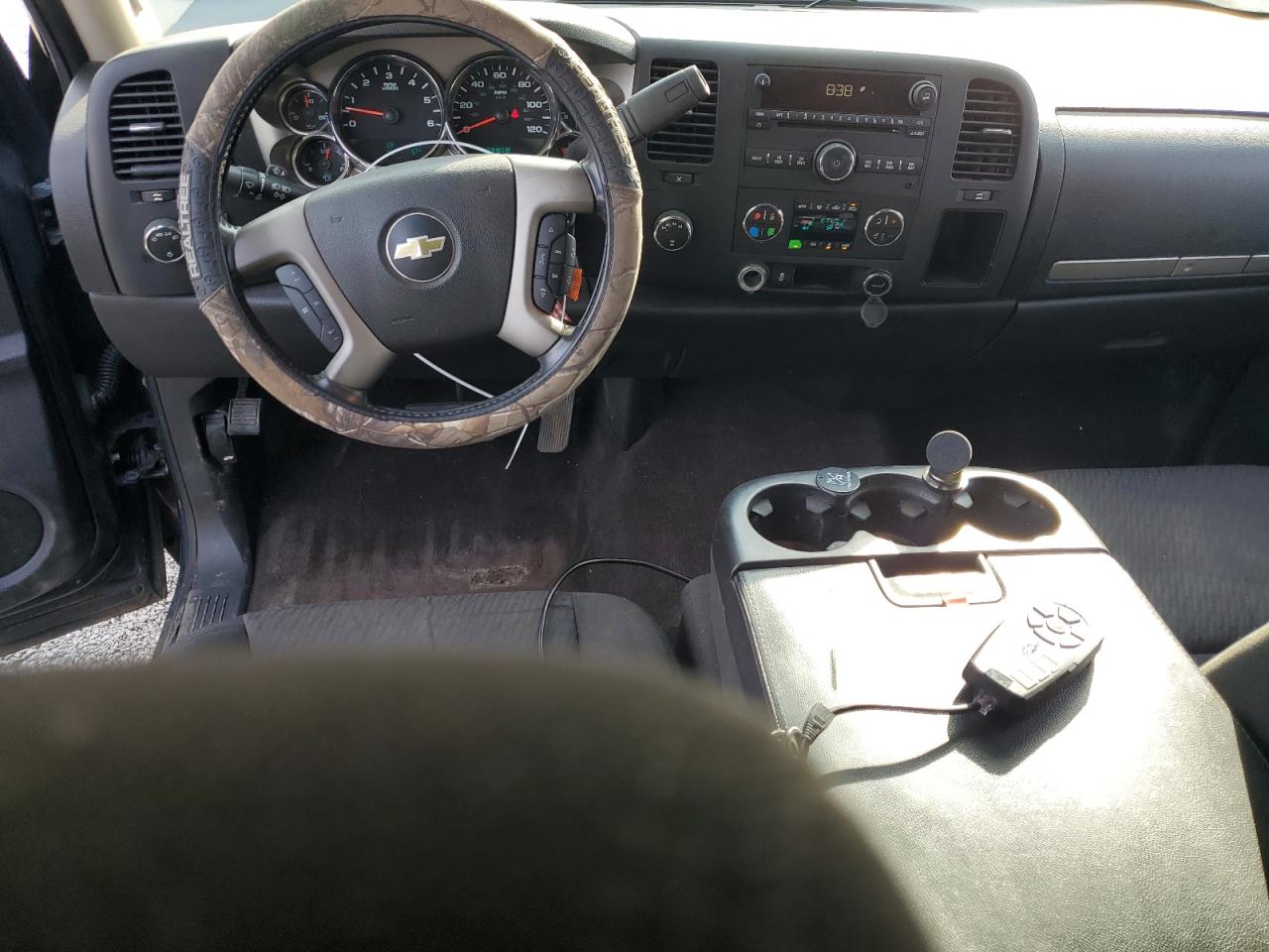 2012 Chevrolet Silverado - Image 8