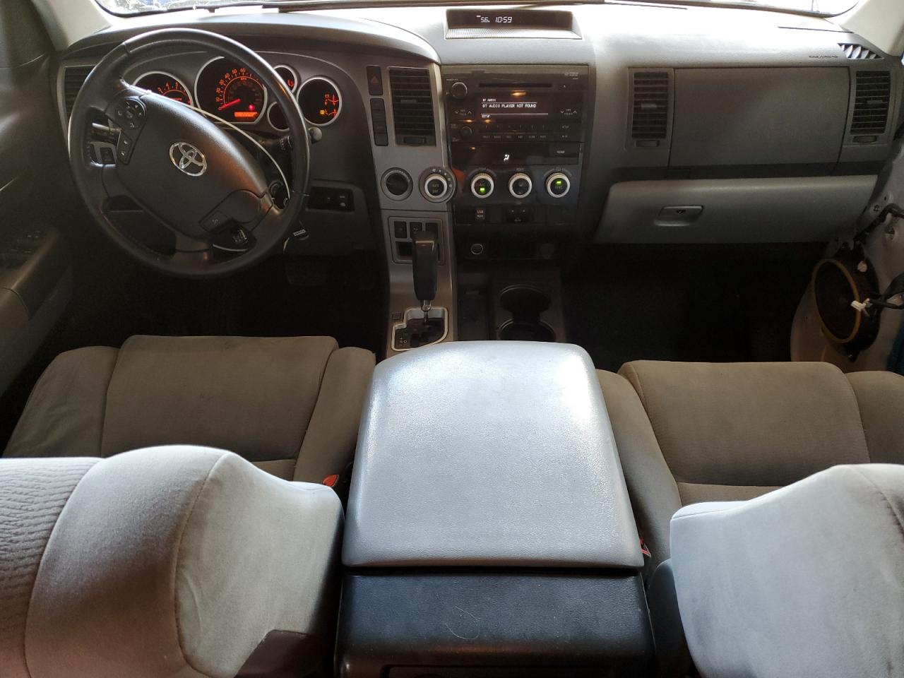 2013 Toyota Sequoia - Image 8