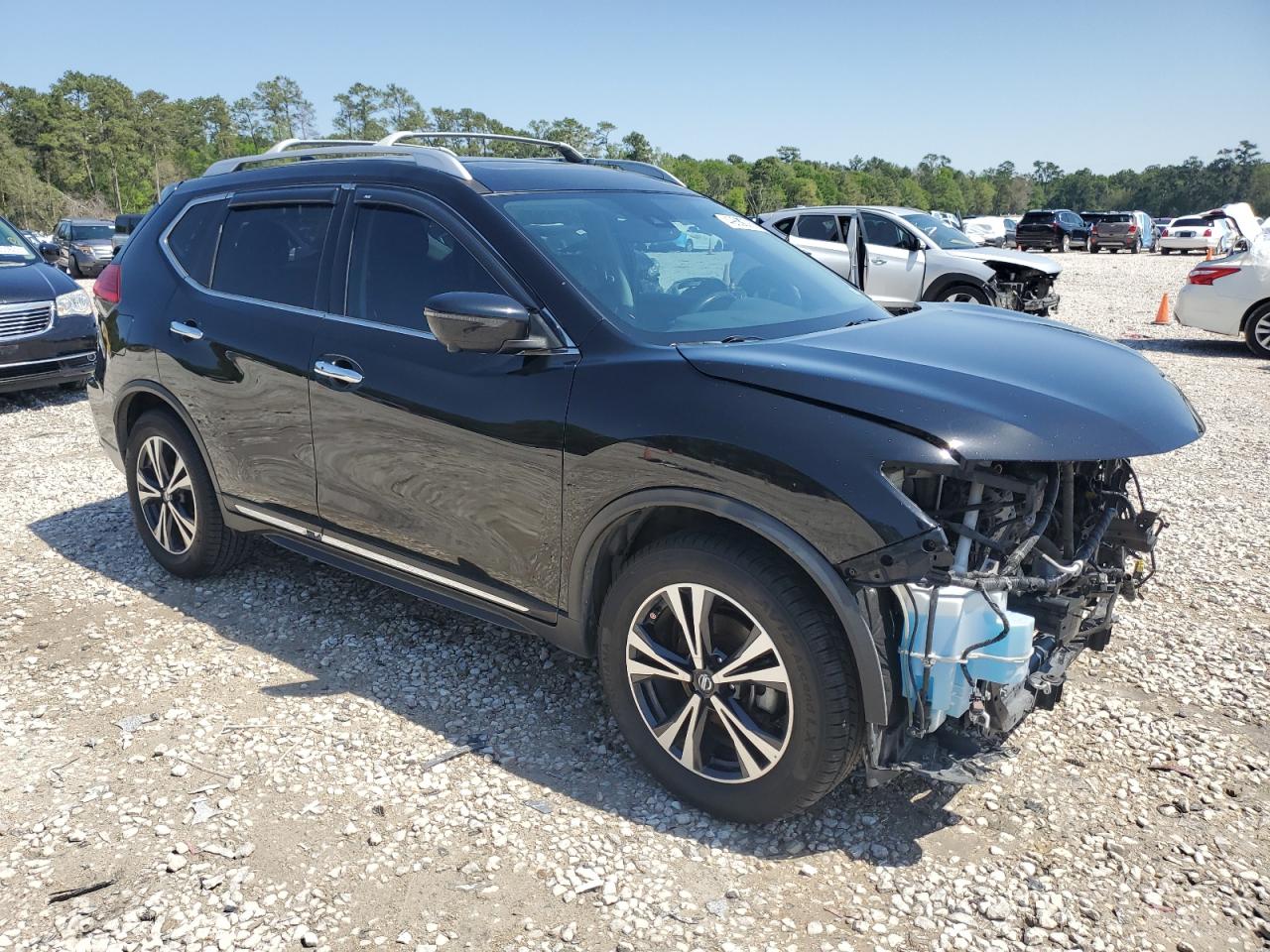 JN8AT2MT9HW137320 NISSAN ROGUE 2017