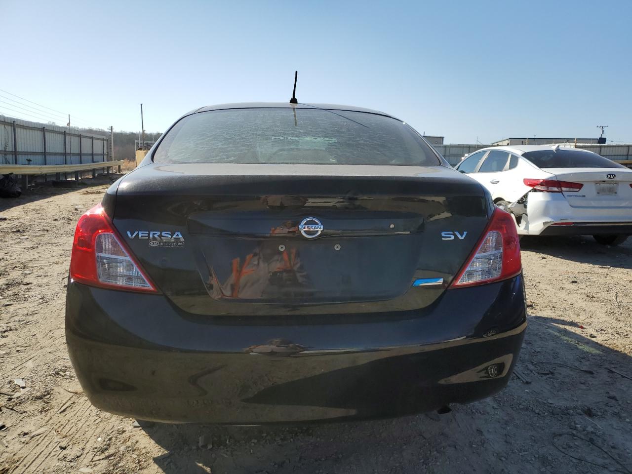 2012 Nissan Versa - Image 6