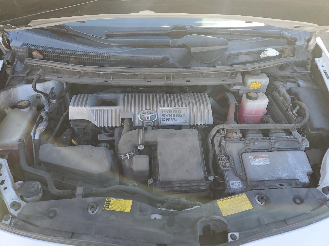 2012 Toyota Prius - Image 11