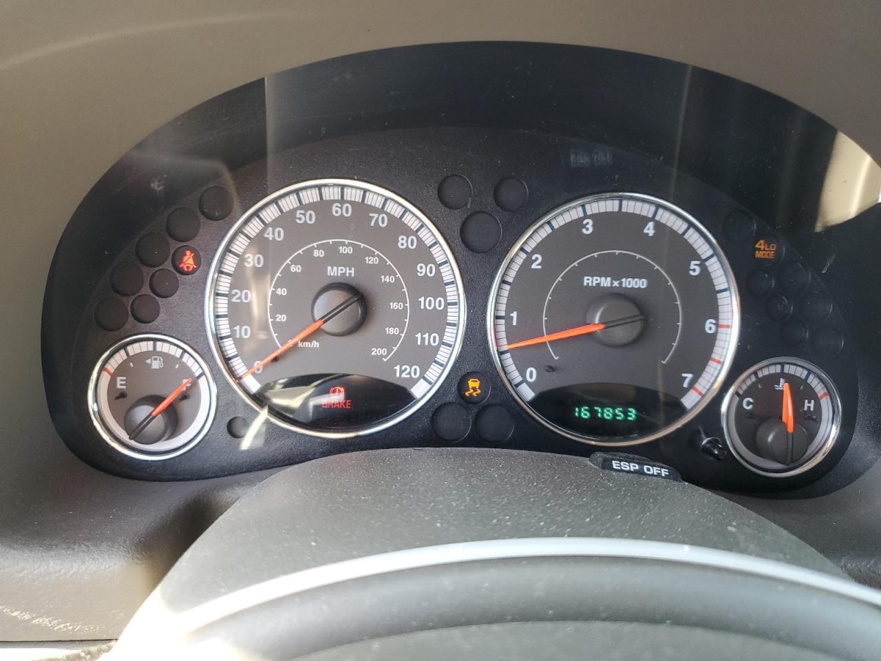 2007 Jeep Liberty (North America) - Image 9