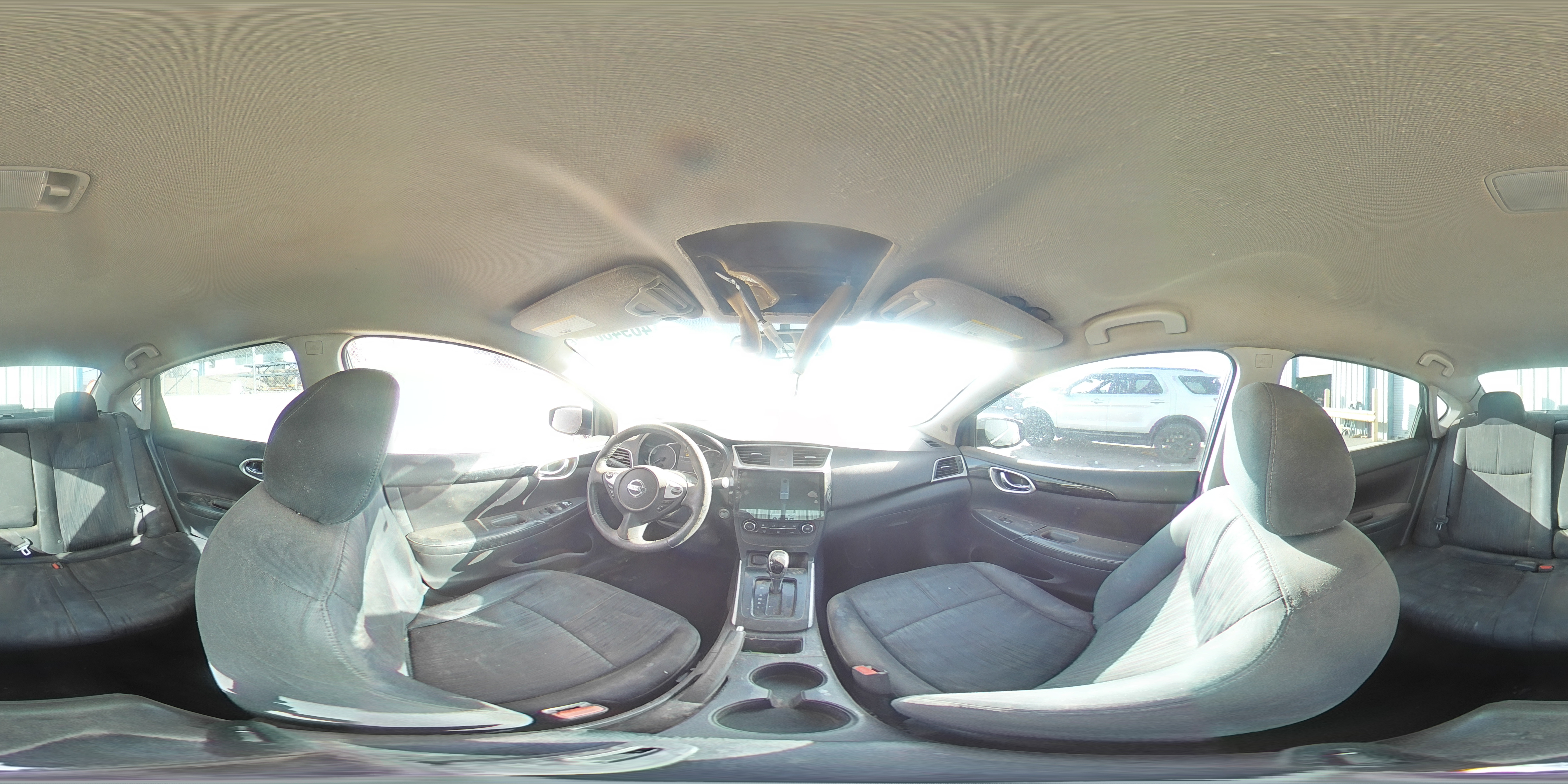 2016 Nissan Sentra - Image 12