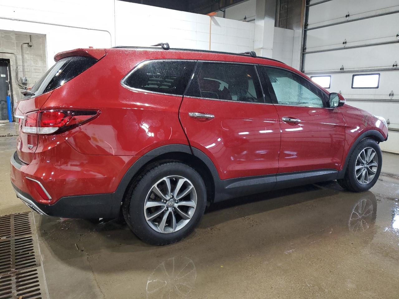 2017 Hyundai Santa Fe - Image 3