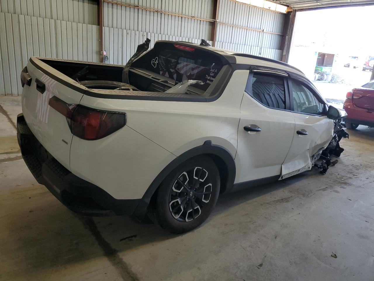 2024 Hyundai Santa Cruz - Image 3