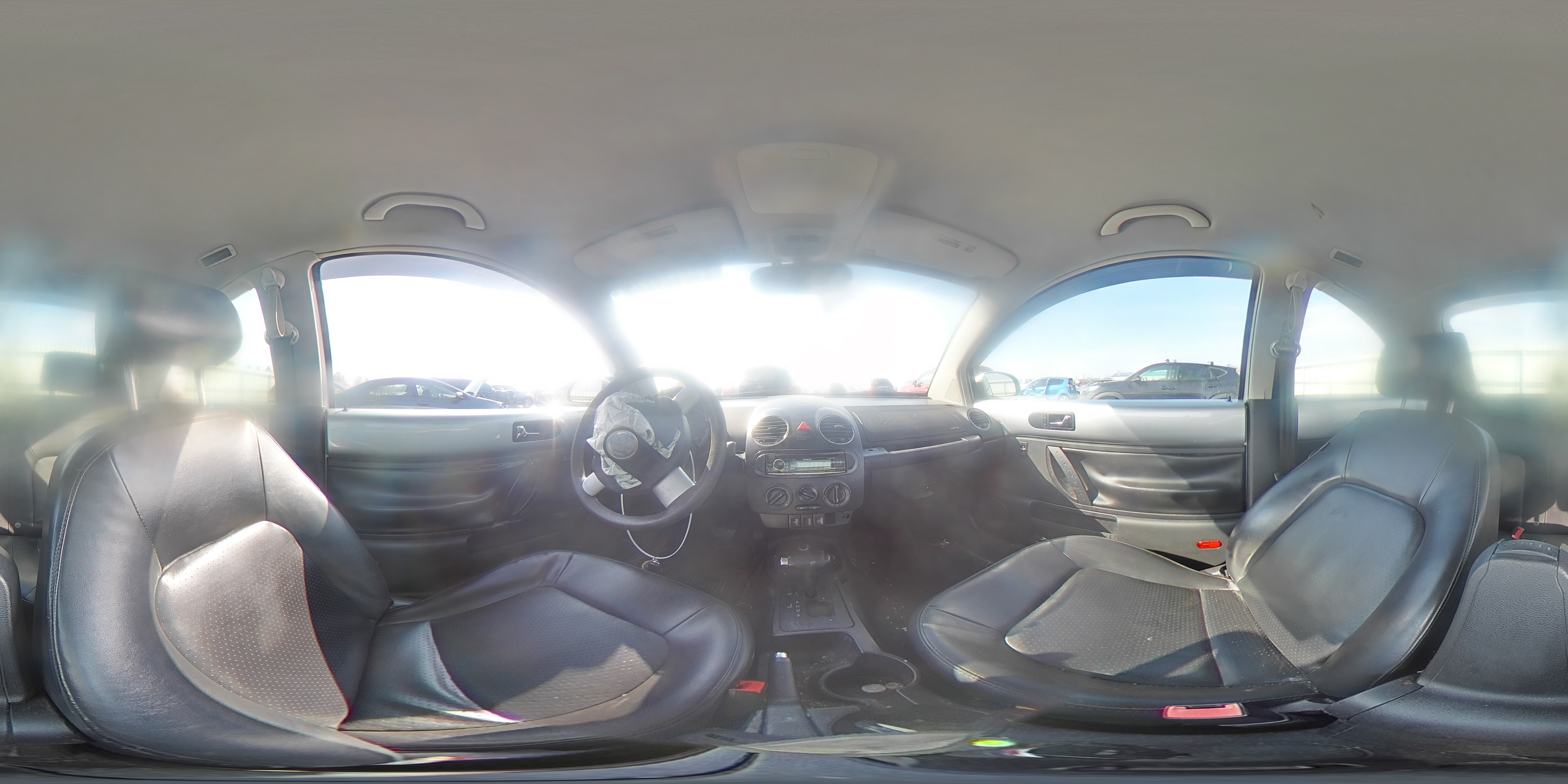 2007 Volkswagen Beetle - Image 12