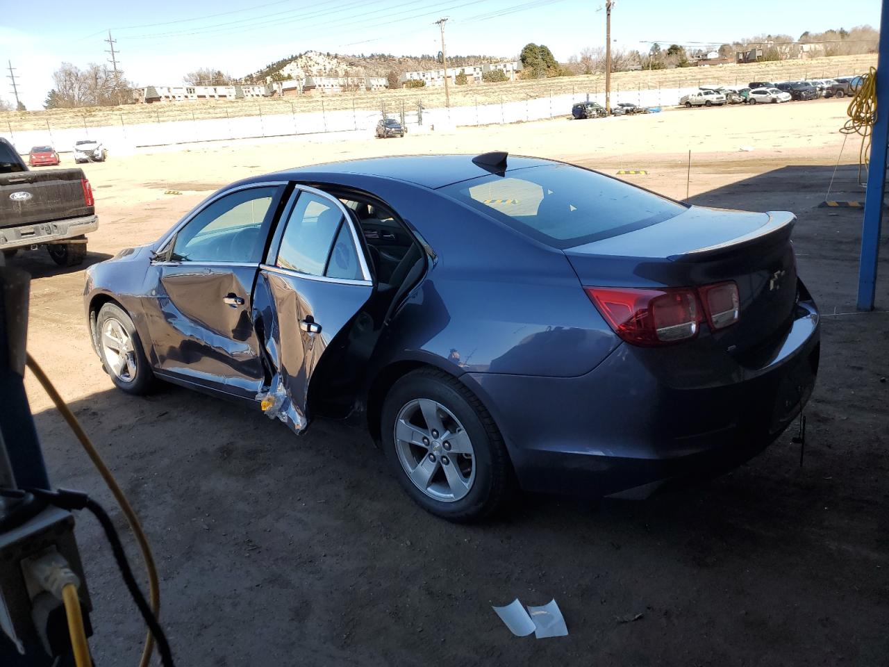 2015 Chevrolet Malibu - Image 2