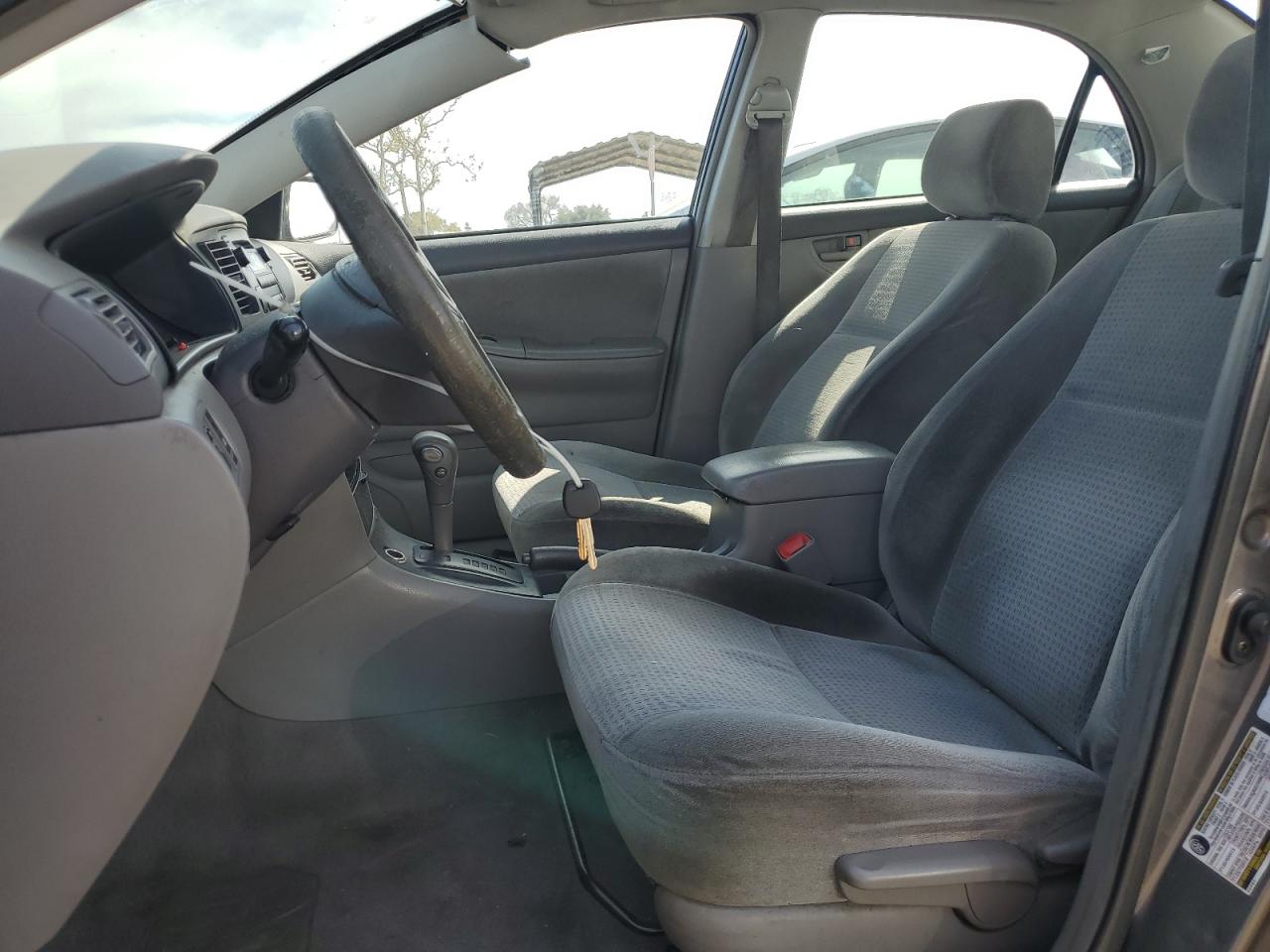 2005 Toyota Corolla - Image 7