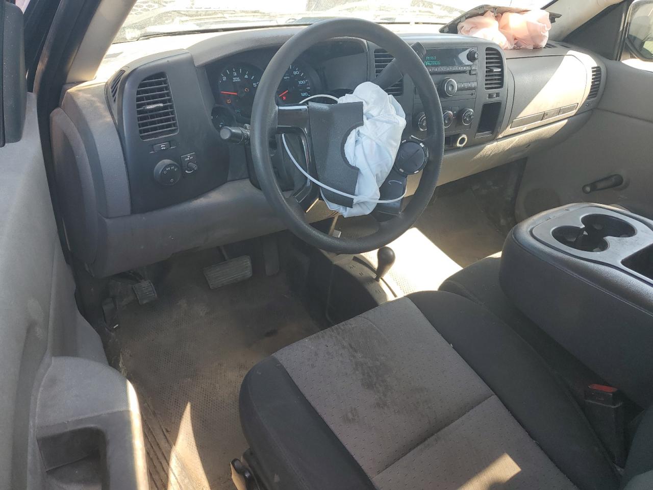 2008 Chevrolet Silverado - Image 8