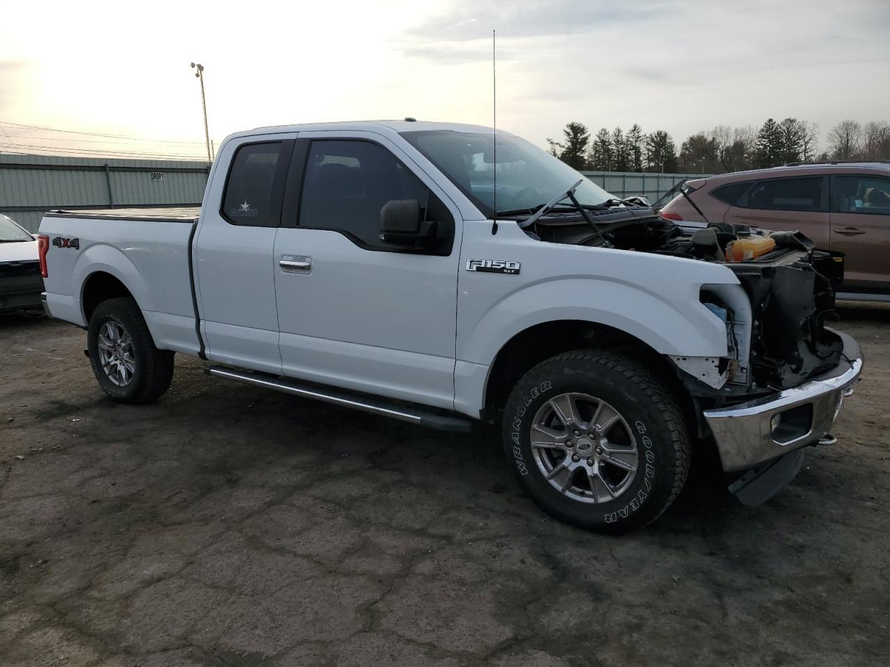 2015 Ford F-150 - Image 4