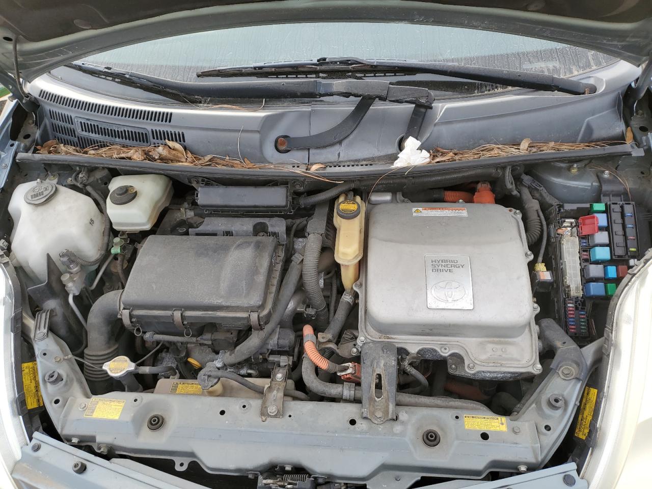 2004 Toyota Prius - Image 12