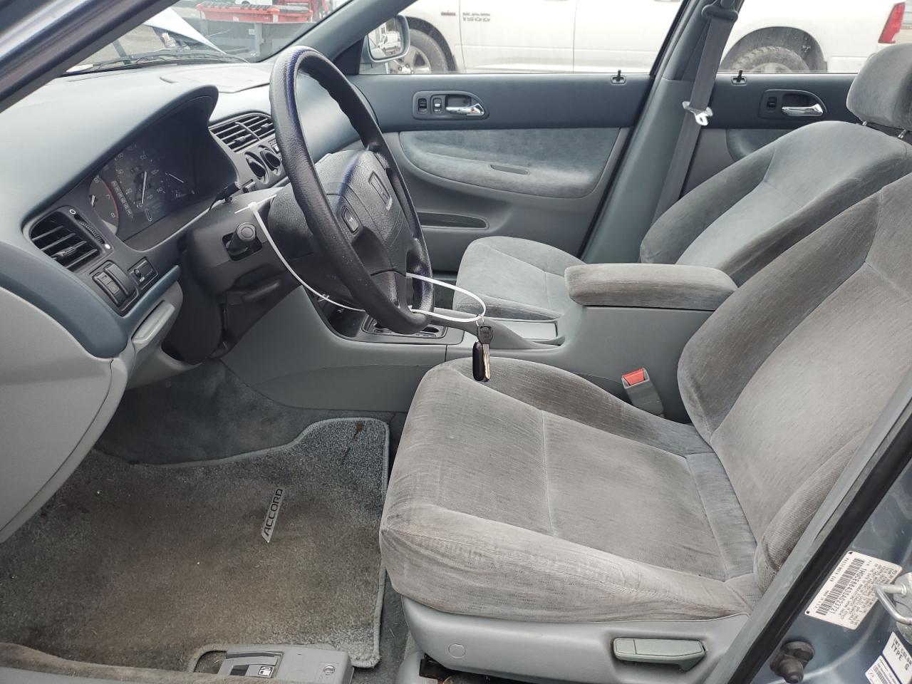 1995 Honda Accord - Image 7