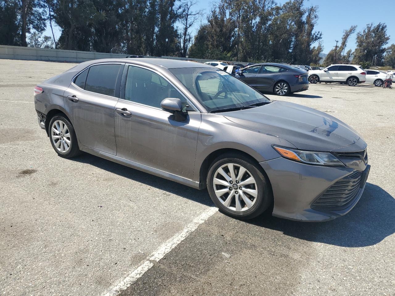 4T1B11HK6JU510019 TOYOTA CAMRY 2018