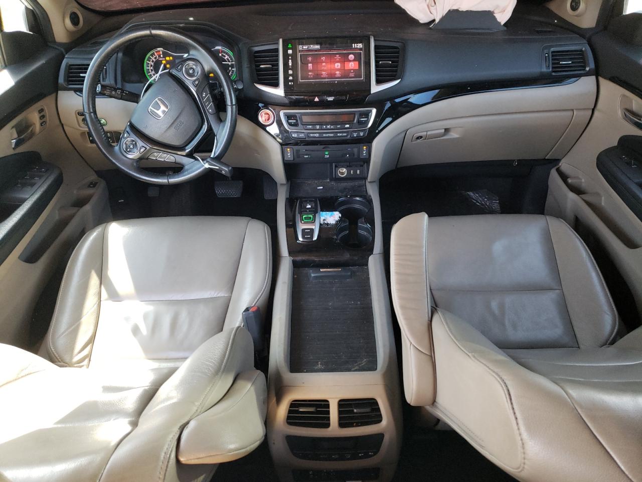 5FNYF5H93GB042028 HONDA PILOT 2016