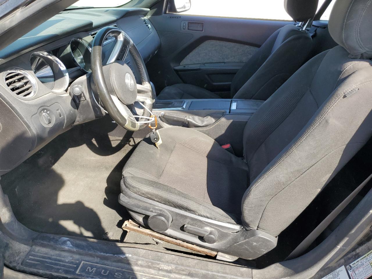 2014 Ford Mustang - Image 7