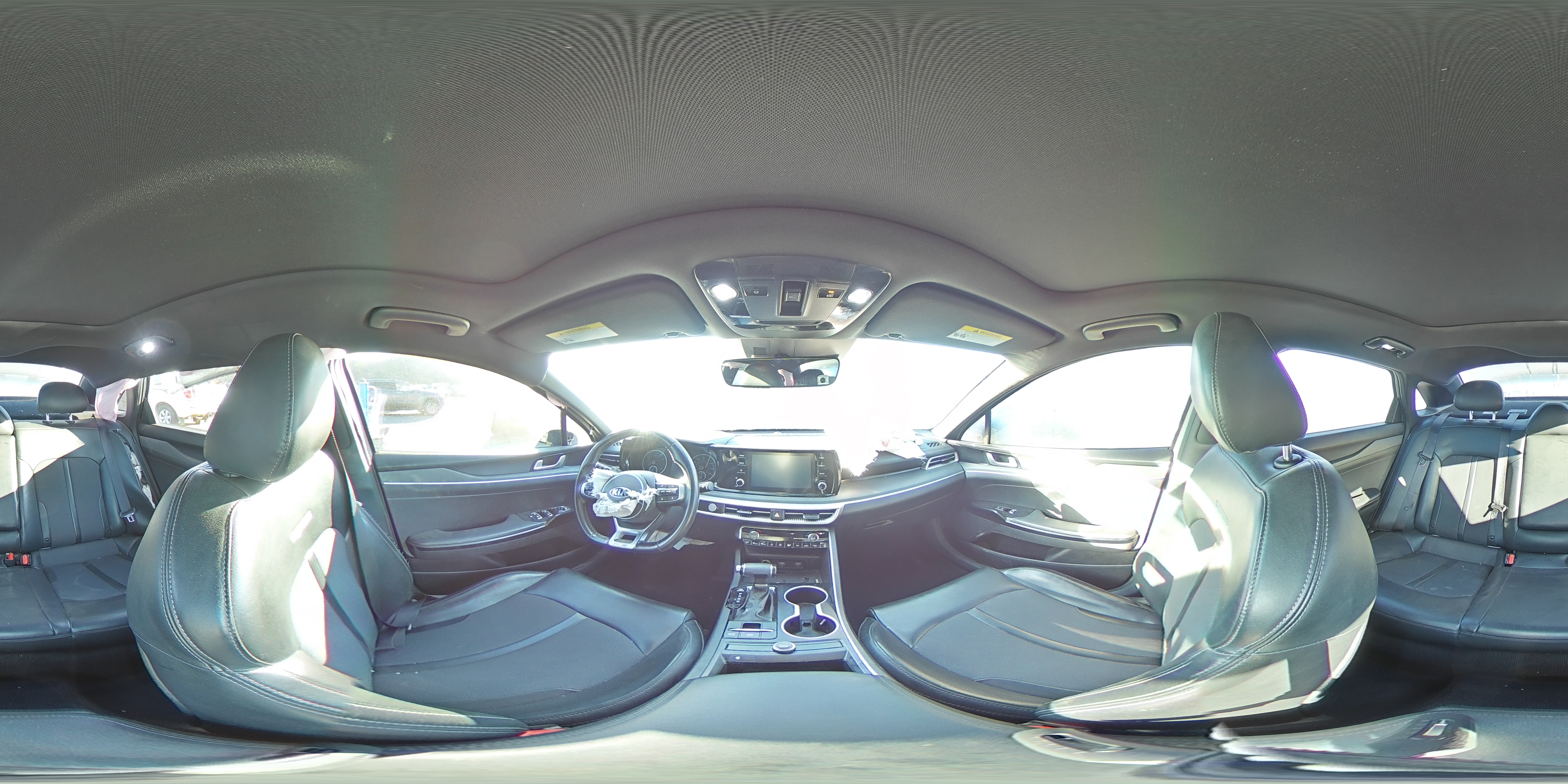 2021 Kia K5 - Image 13
