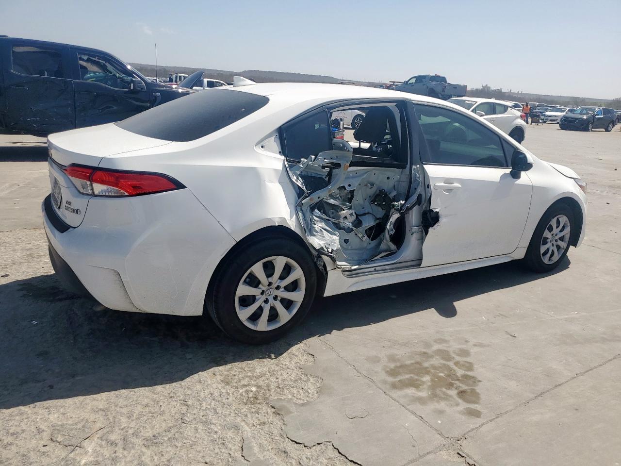 JTDBCMFE5P3015225 TOYOTA COROLLA 2023