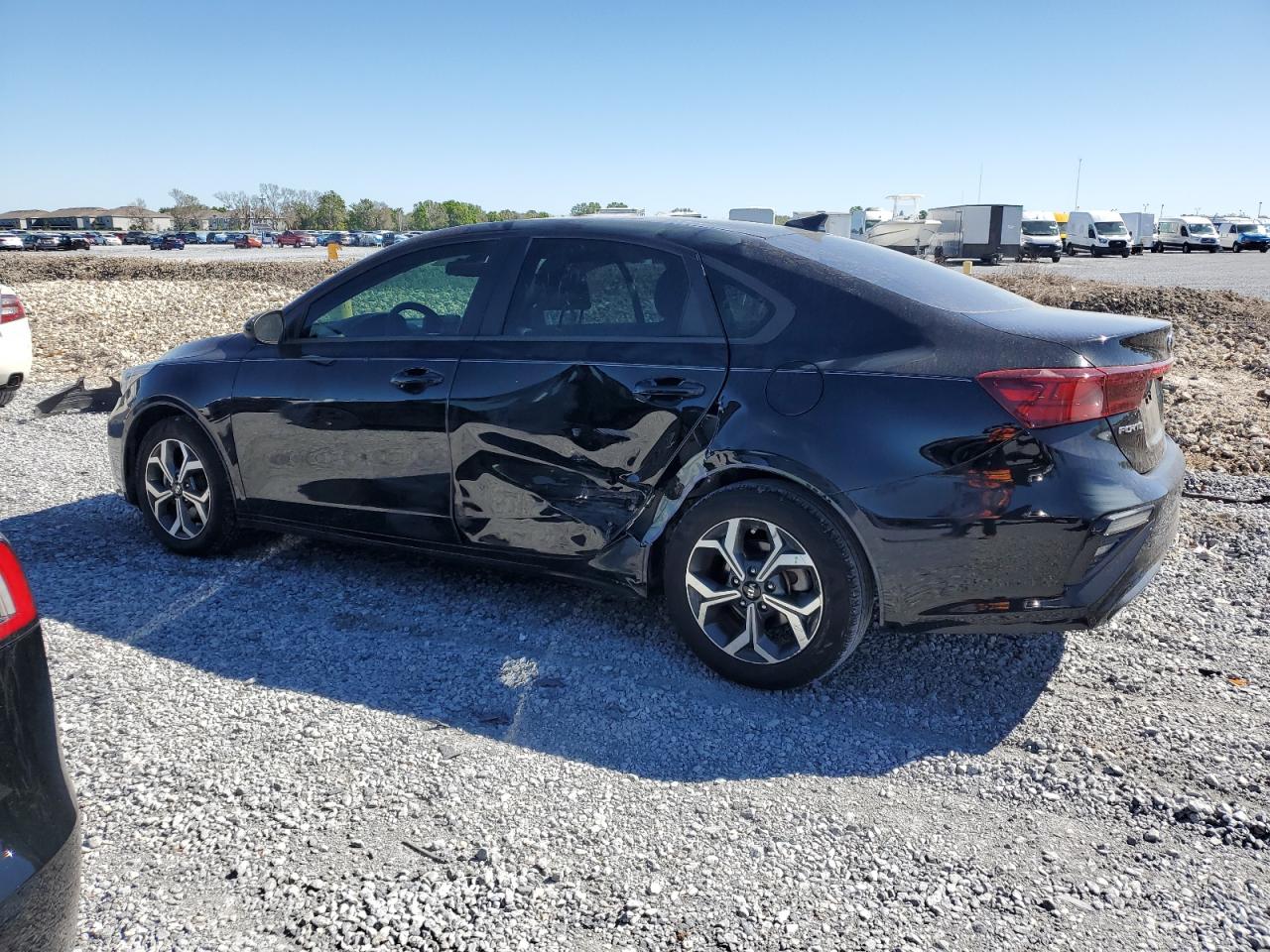2021 Kia Forte - Image 2
