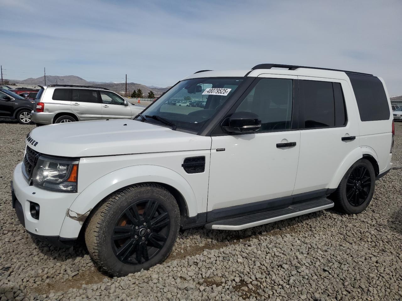 2016 Land Rover LR4 - Image 1