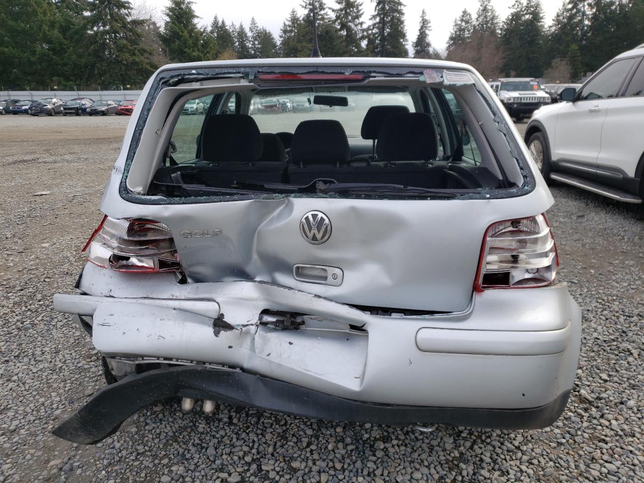 2003 Volkswagen Golf - Image 6