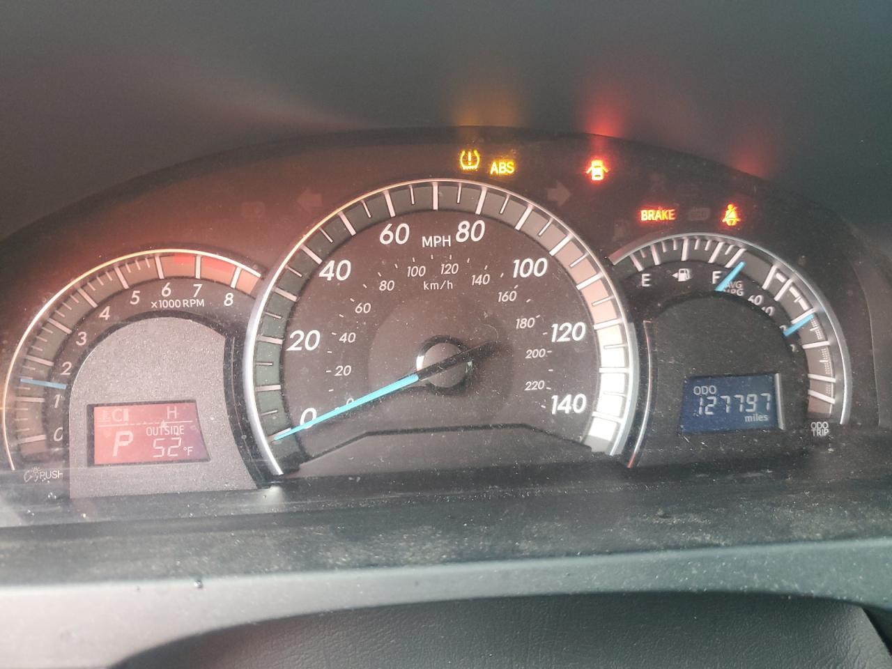 2014 Toyota Camry - Image 9