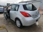 2011 Nissan Versa S zu verkaufen in Pekin, IL - Side