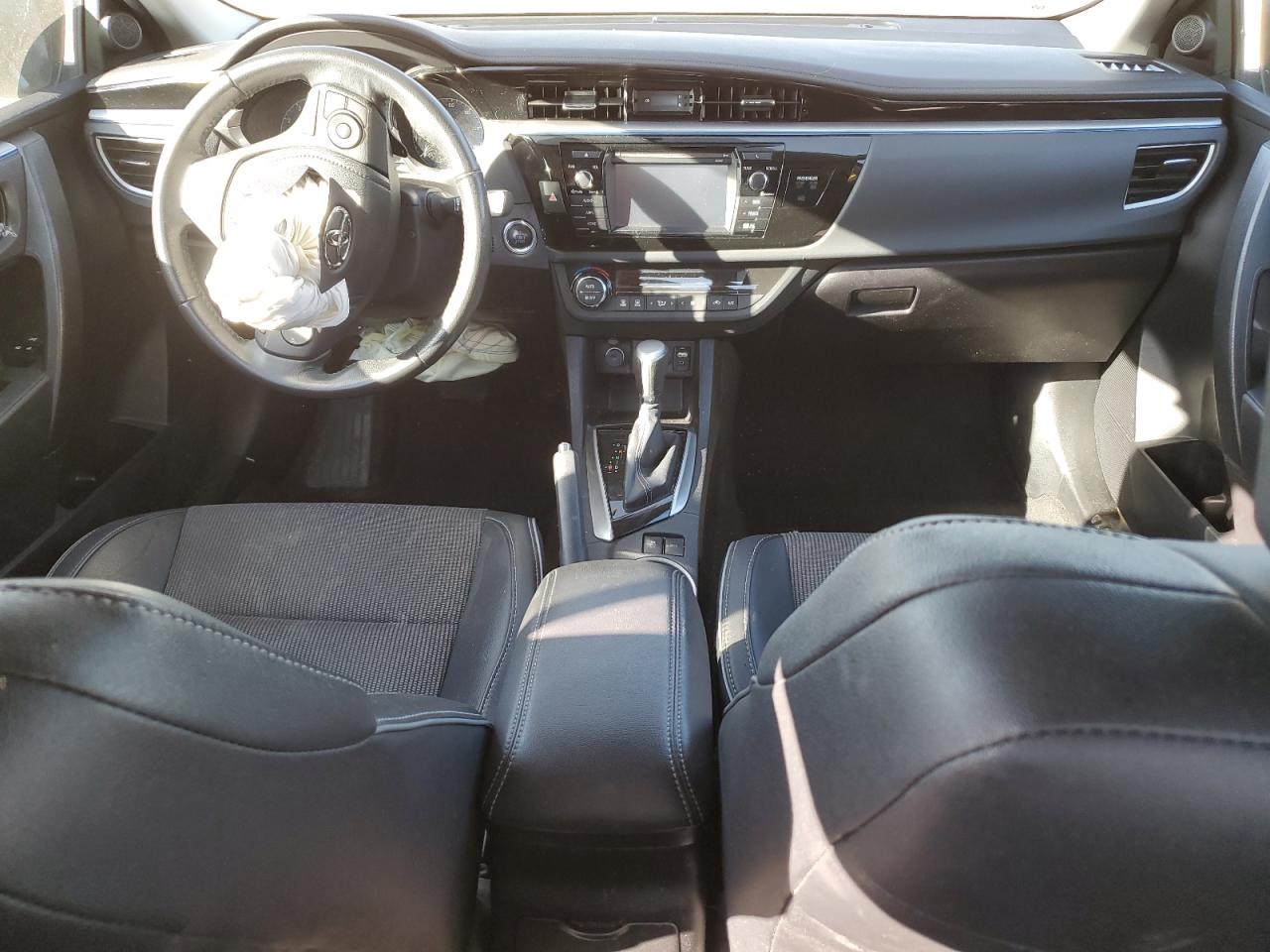 2016 Toyota Corolla - Image 8