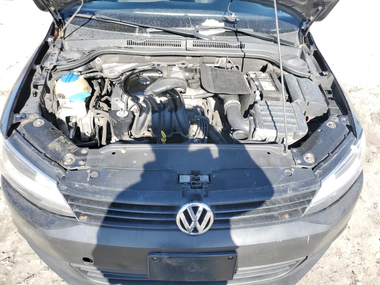 2014 Volkswagen Jetta - Image 11