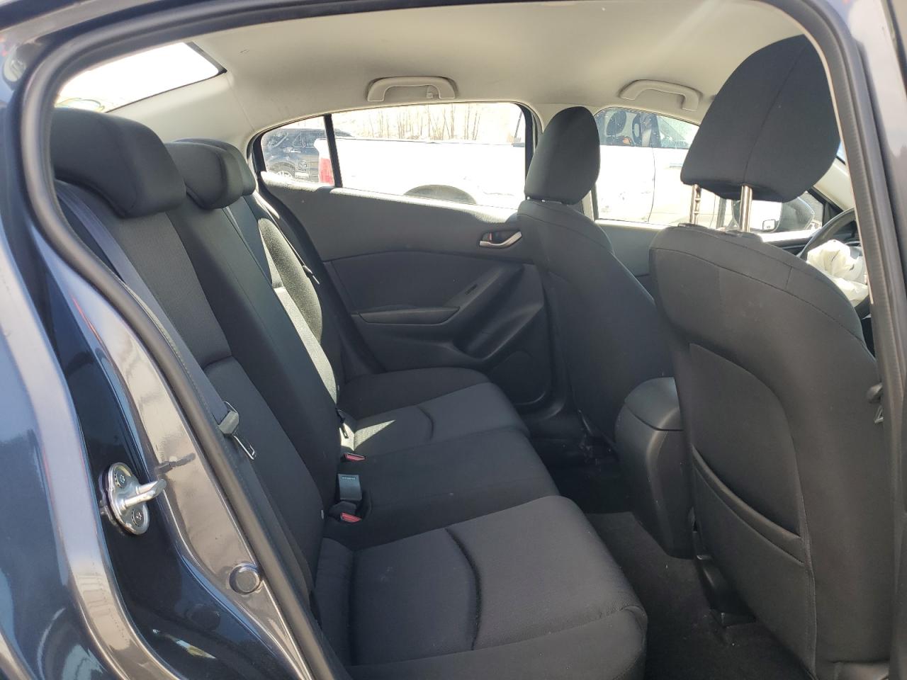 2014 Mazda 3 - Image 11