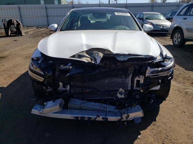  GENESIS G70 BASE 2023 Белый