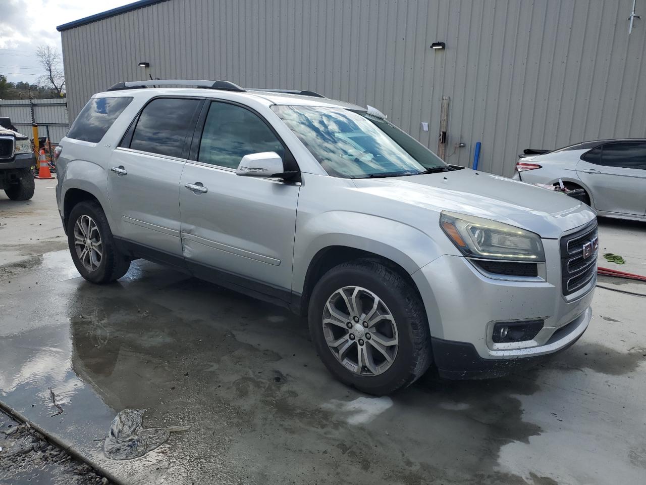 2016 GMC Acadia - Image 4