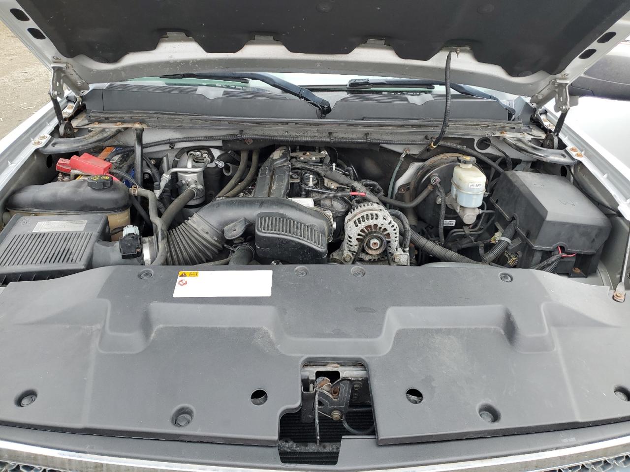 2012 Chevrolet Silverado - Image 11