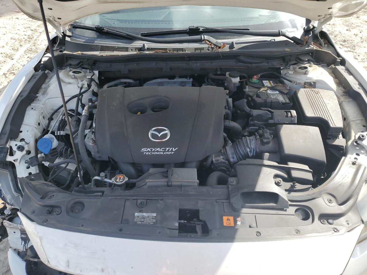 2017 Mazda 6 - Image 12