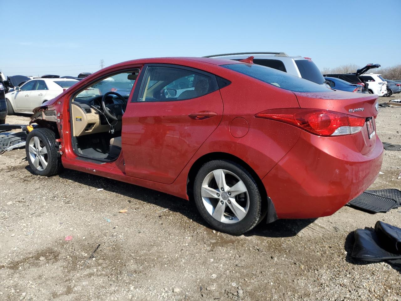 2013 Hyundai Elantra - Image 2