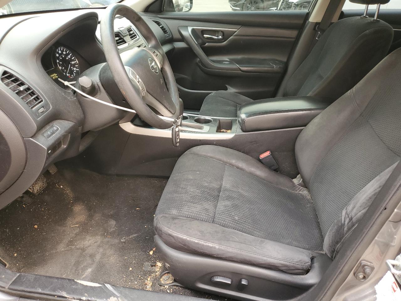 2015 Nissan Altima - Image 7