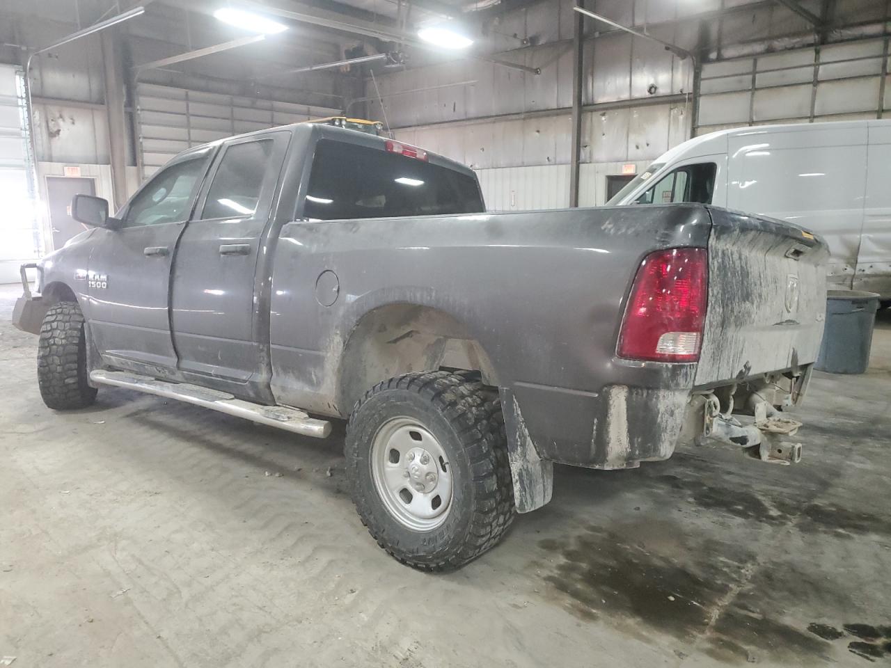 2016 RAM 1500 - Image 2
