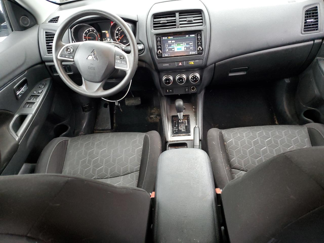 JA4ARUAU4MU007819 MITSUBISHI OUTLANDER 2021