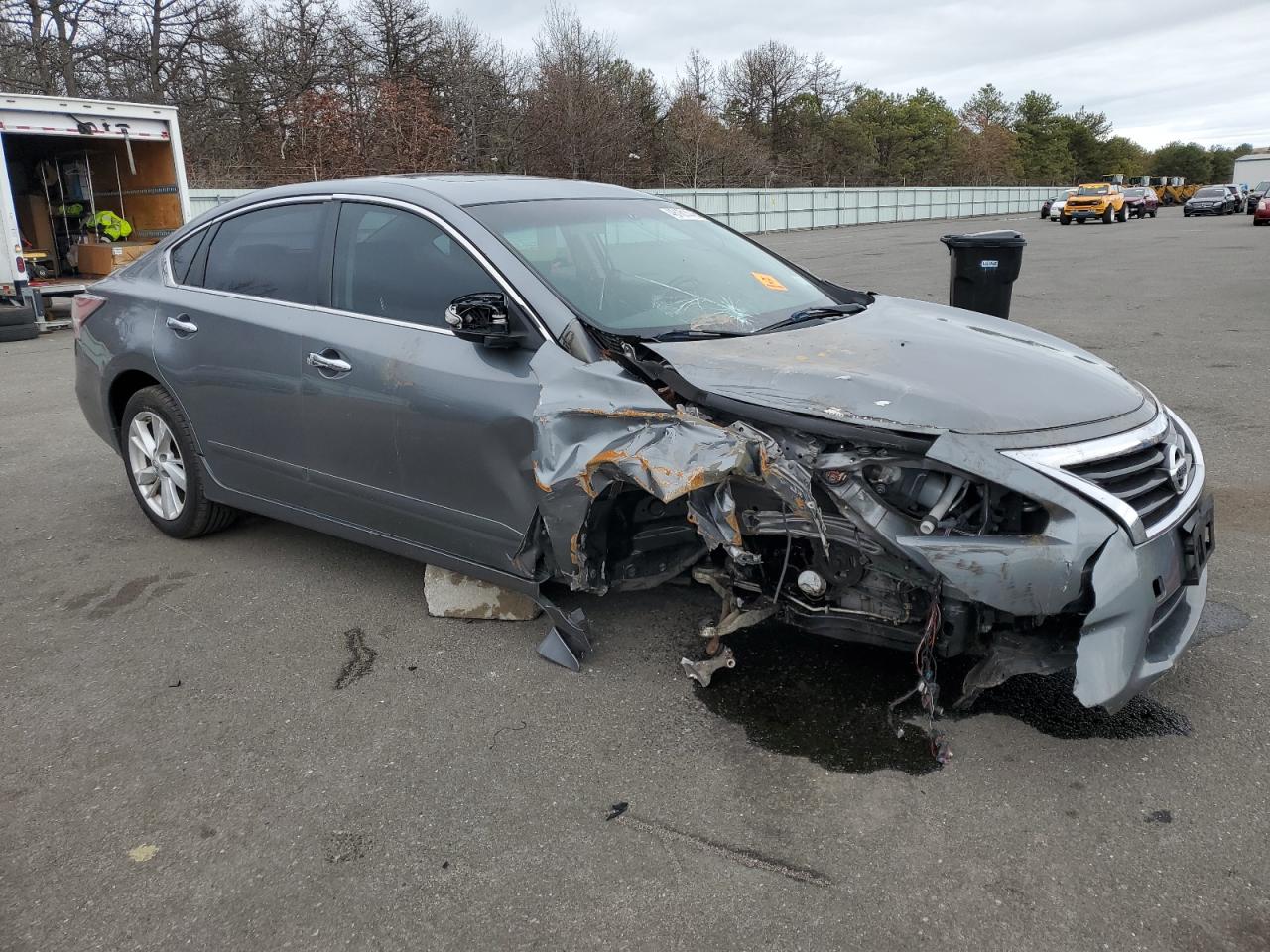 2015 Nissan Altima - Image 4