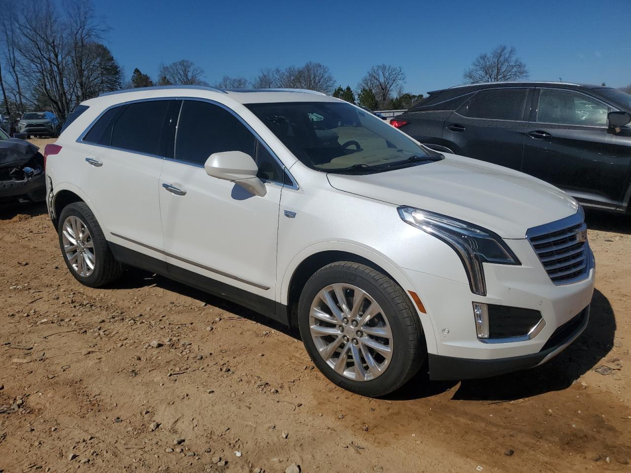 2019 Cadillac XT5 - Image 4