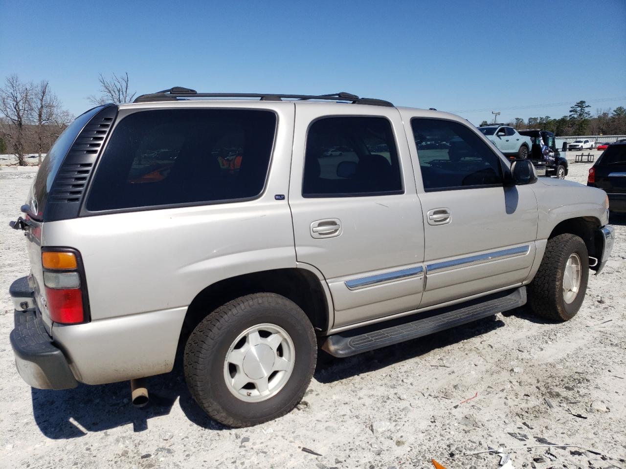 2005 GMC Yukon - Image 3
