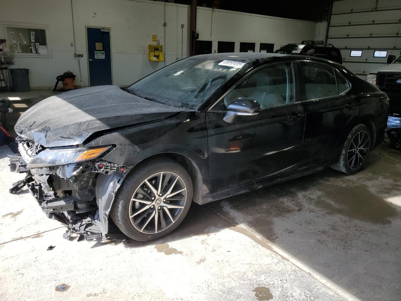 4T1G11AK6NU684212 TOYOTA CAMRY 2022