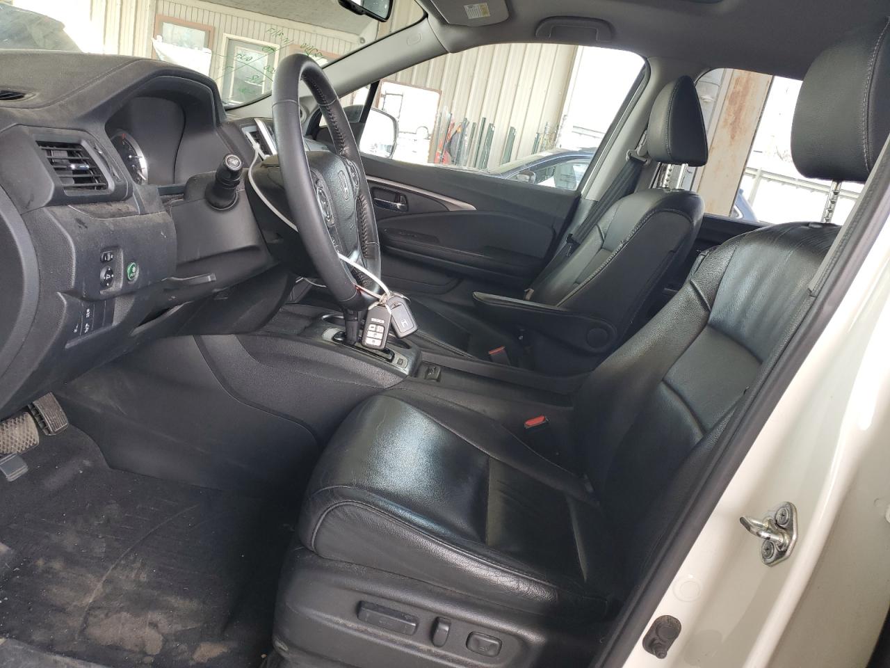 5FNYF6H61HB084579 HONDA PILOT 2017