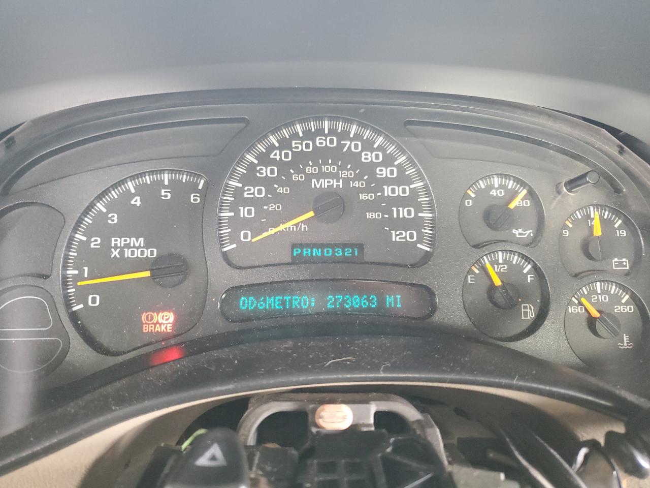 2003 Chevrolet Silverado - Image 9
