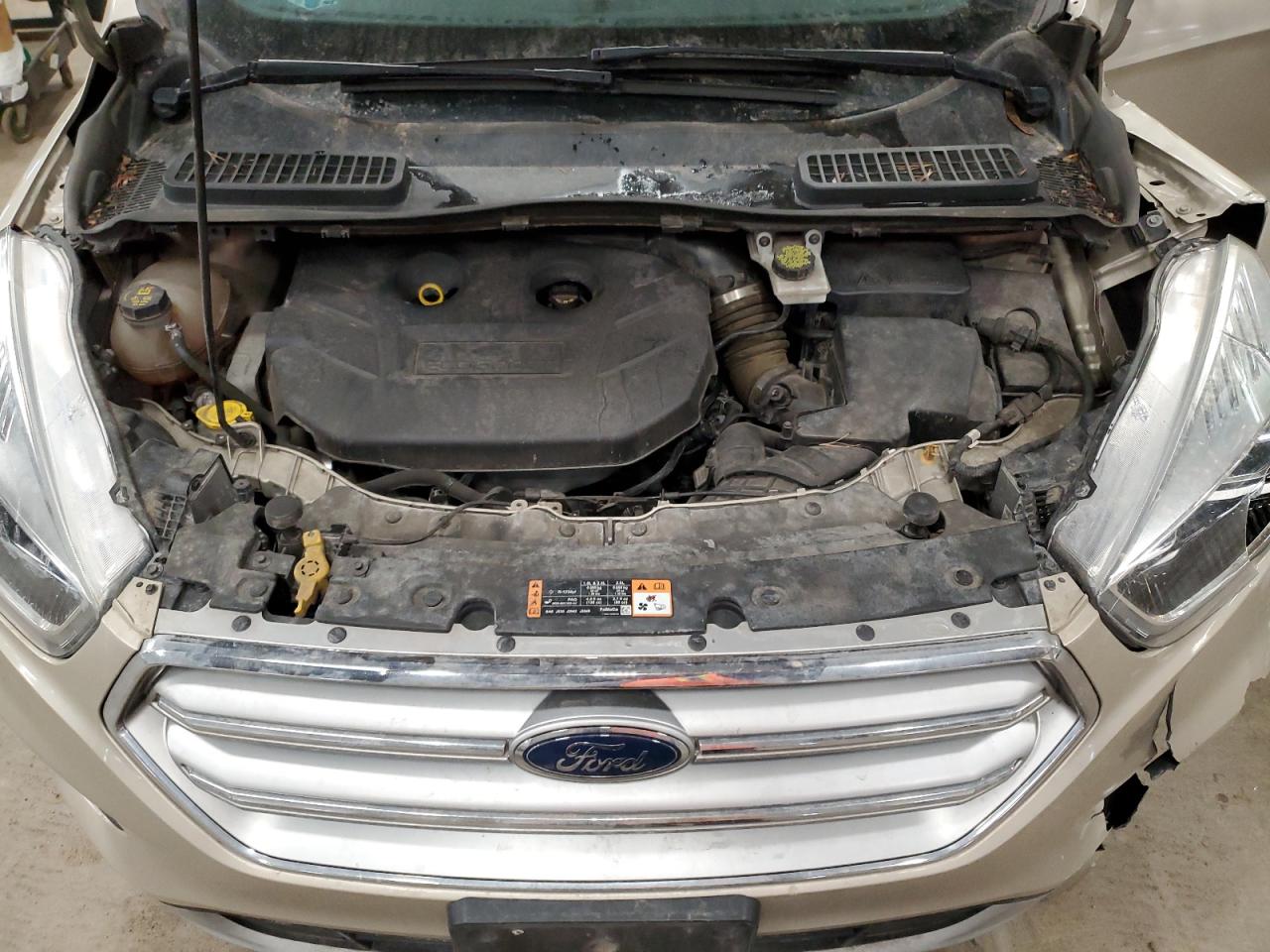 1FMCU9J99HUB80680 FORD ESCAPE 2017