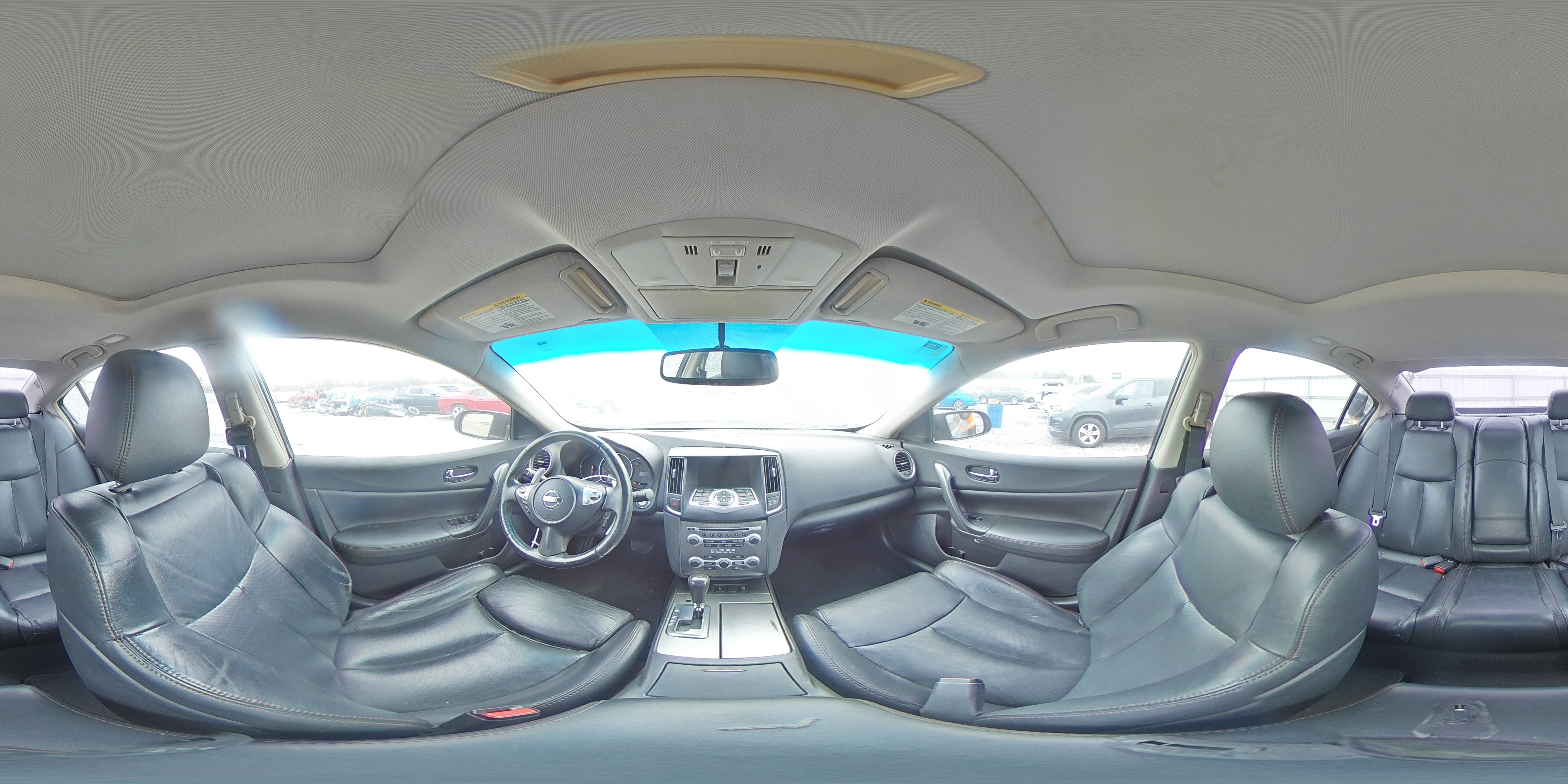 2010 Nissan Maxima - Image 13