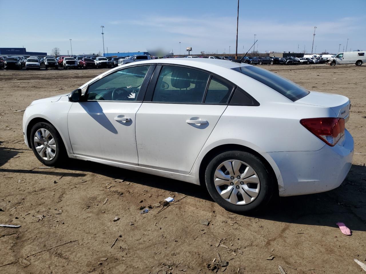 2014 Chevrolet Cruze - Image 2