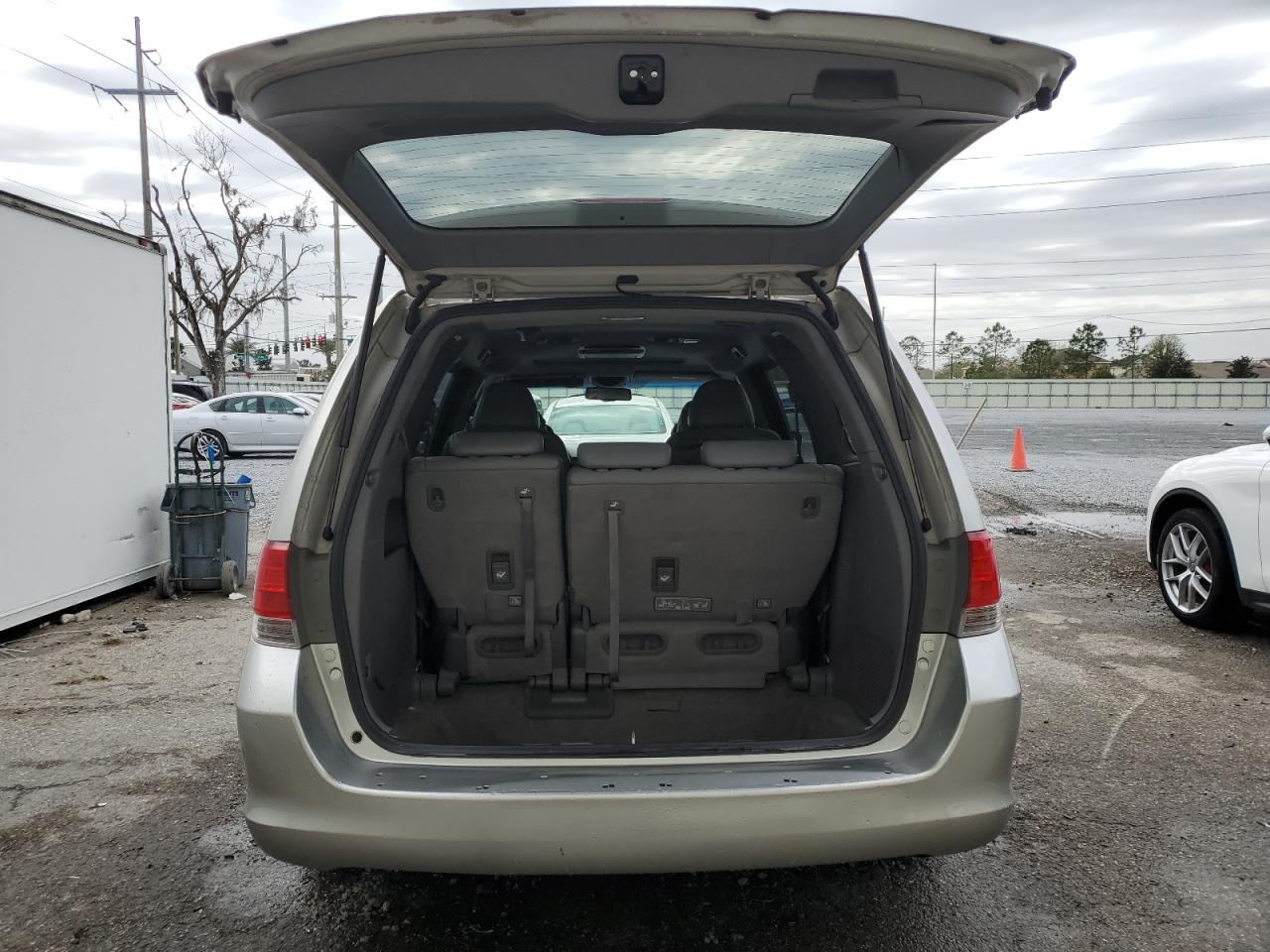 2008 Honda Odyssey - Image 6